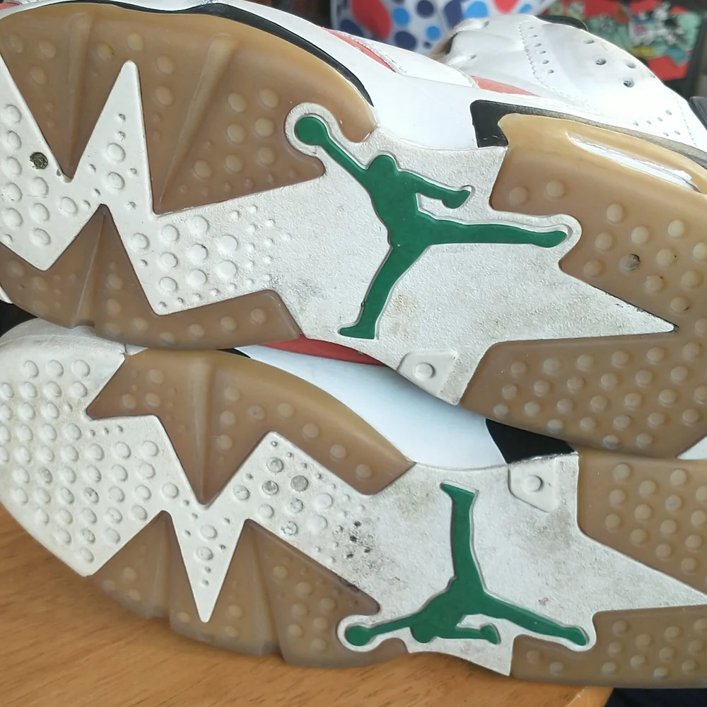 RARE---Collector Item..-Jordan Sneakers - Picture 9 of 12